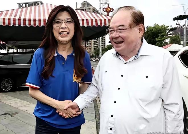 句话触动无数心华夏情怀引热议!AG真人郑丽文探访老将军:一(图3) 句话触动无数心华夏情怀引热议!AG真人郑丽文探访老将军:一(图3)