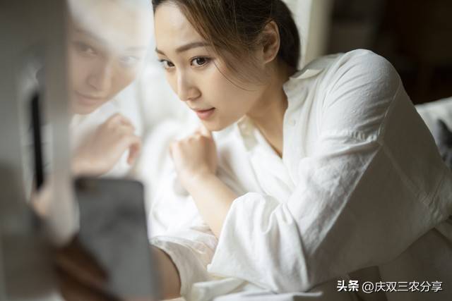 来说两个七十年代发生的例子让大家看一看AG真人旗舰厅登录一些人爱美化历史我就(图2)